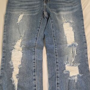 Judy Blue Light Blue Relaxed Fit Distressed Jeans